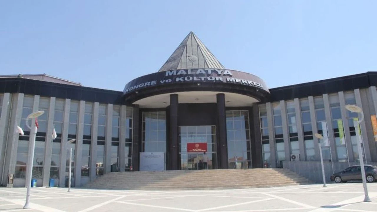 Malatya İl Kültür ve Turizm Müdürlüğü iletişim bilgileri: Malatya İl Kültür ve Turizm Müdürlüğü telefonu kaç? Adresi ne?
