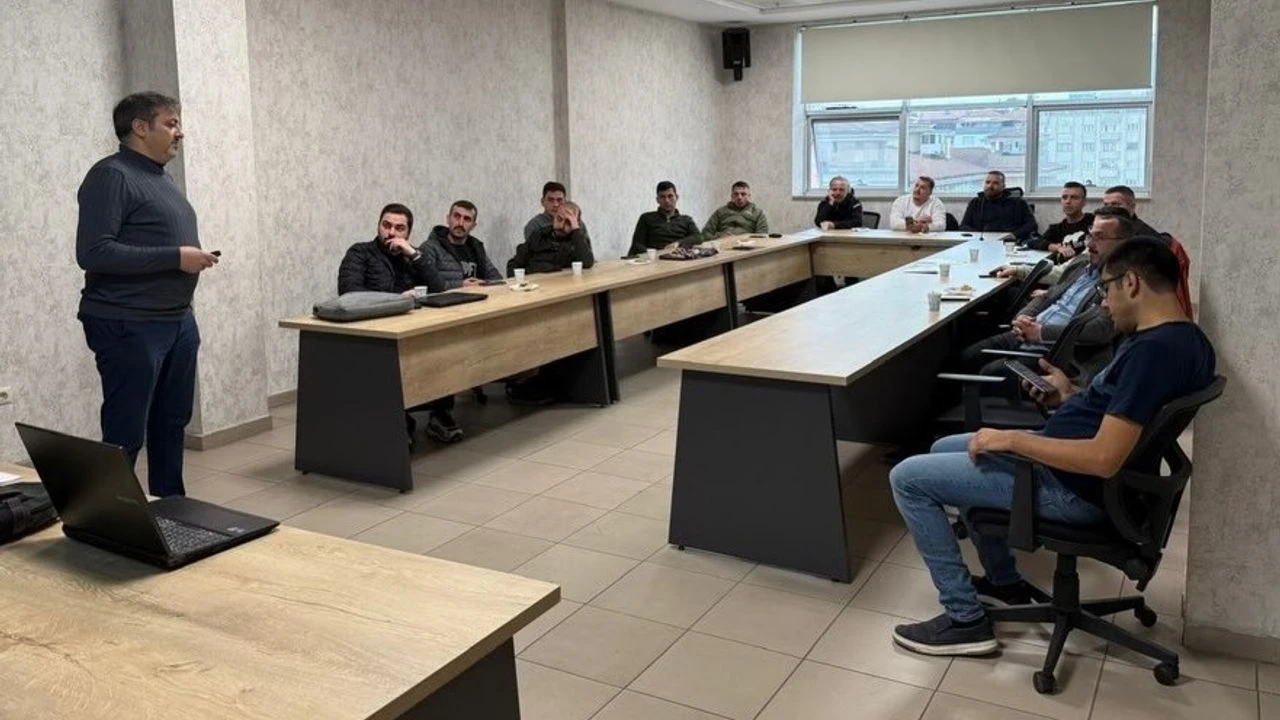 Rize'de Biyosidal Ürün Uygulayıcı Eğitimi ile Sağlık Personeli Bilgilerini Artırıyor!