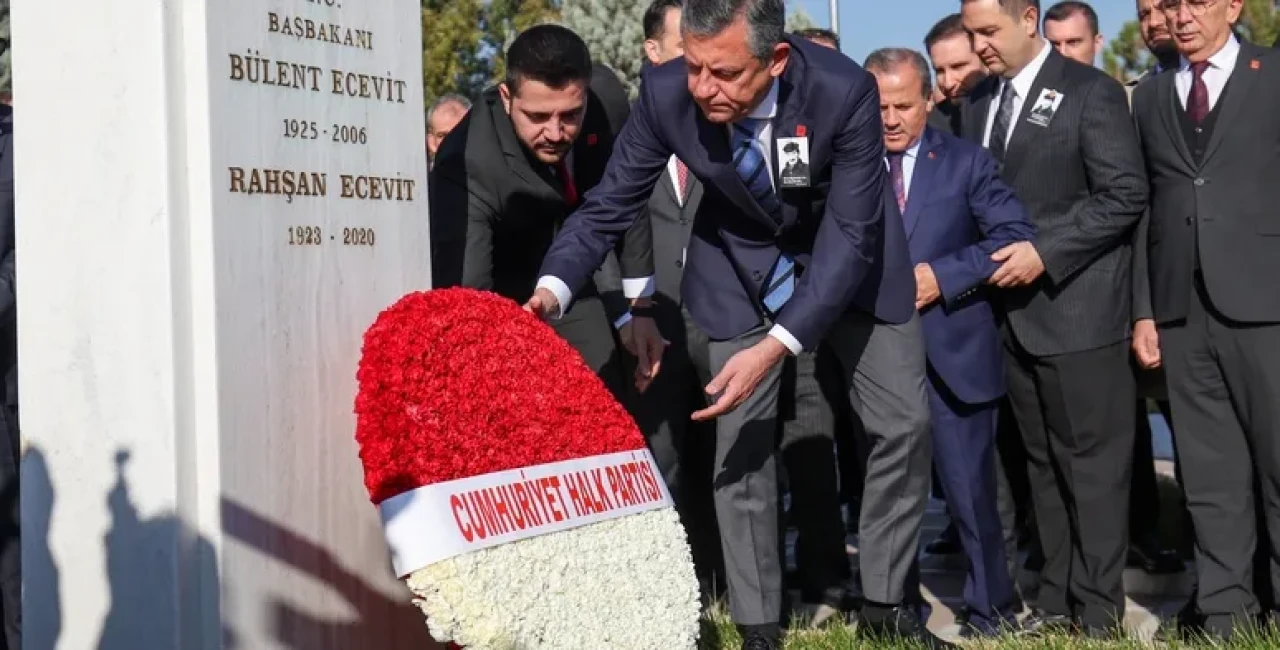 CHP Genel Başkanı Özgür Özel, Merhum Başbakan Bülent Ecevit’i Andı