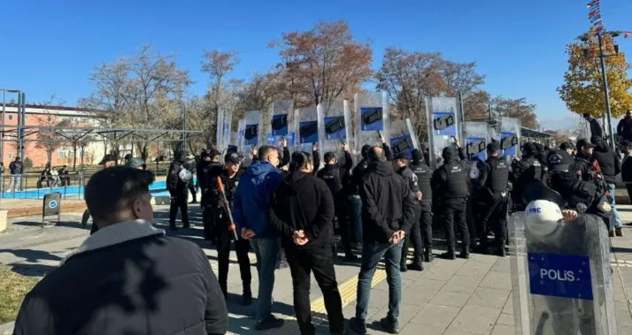 Van'da gözaltına alınan 20 öğrenci serbest