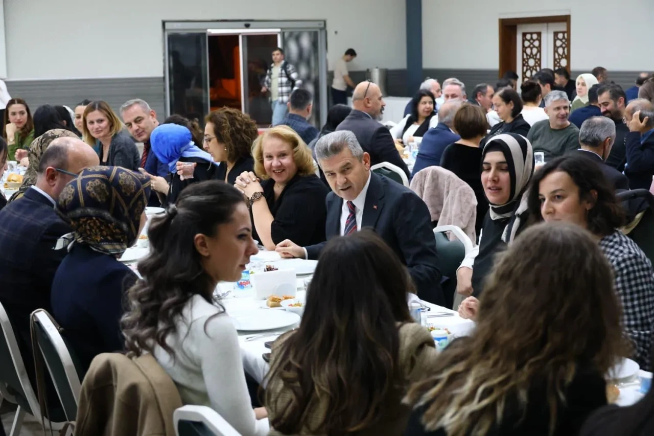 Artvin'de Öğretmenler Günü'nde özel yemek etkinliği düzenlendi, öğretmenler onurlandırıldı