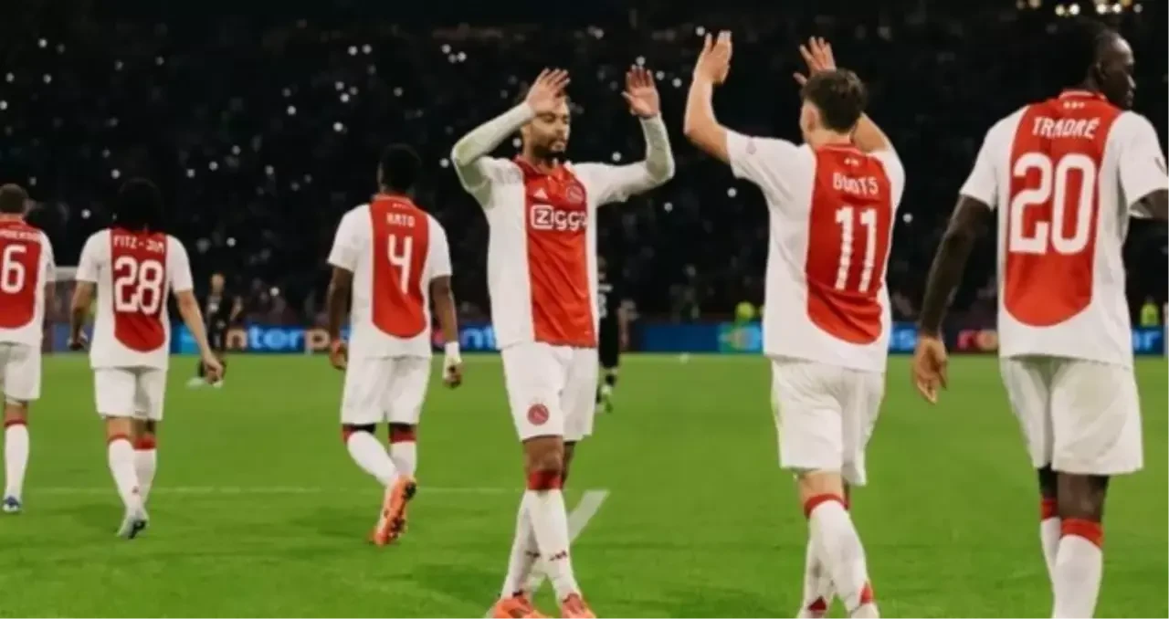 Ajax, Hollanda Futbolunda Geçmişten Bugüne Genç Yeteneklerin Merkezi Olmaya Devam Ediyor
