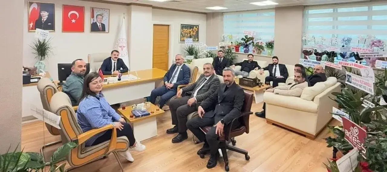 Anahtar Parti Rize İl Başkanlığı, Başhekim Dr. Cengiz Kazdal'a Hayırlı Olsun Ziyaretinde bulundu!