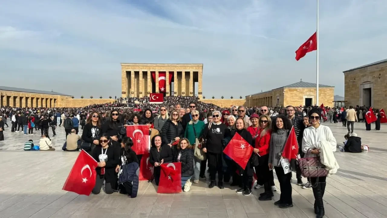 Bakırköy Belediyesi, Ulu Önder Atatürk’ü Anma Etkinlikleri ile Saygı Duruşunda Bulundu