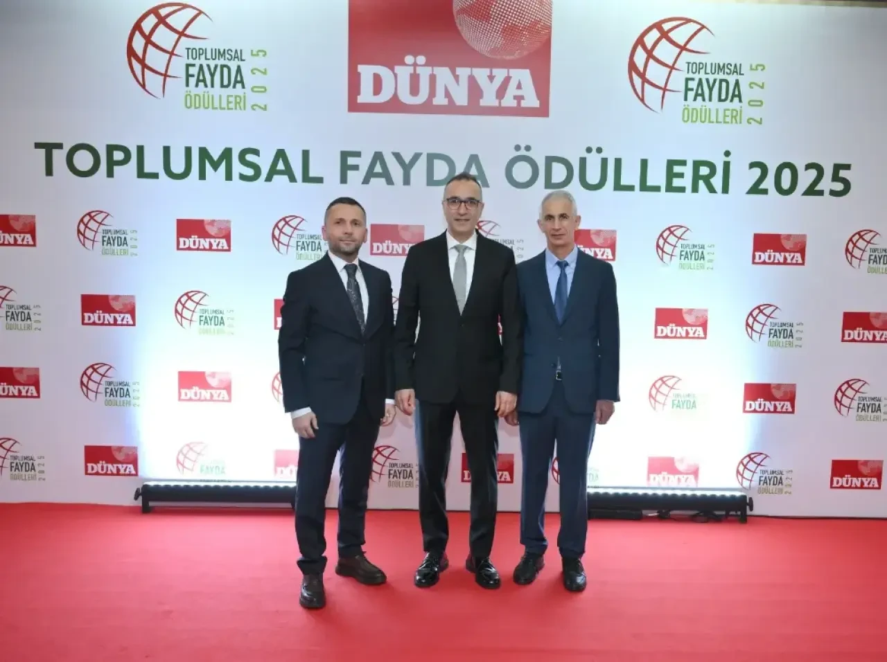 Çayeli Bakır’ın Arıcılığı Geliştirme Projesi “Toplumsal Fayda Ödülü” Kazandı