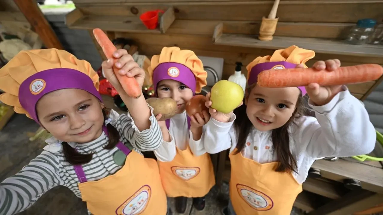 Çocuklar, Geçmişi Keşfederek Aile Bağlarını Güçlendiriyor!