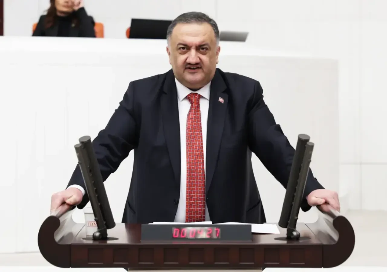 DEVA Partili Karal, İyidere Lojistik Limanı’ndaki Tutarsız Tarihlere Dikkat Çekti