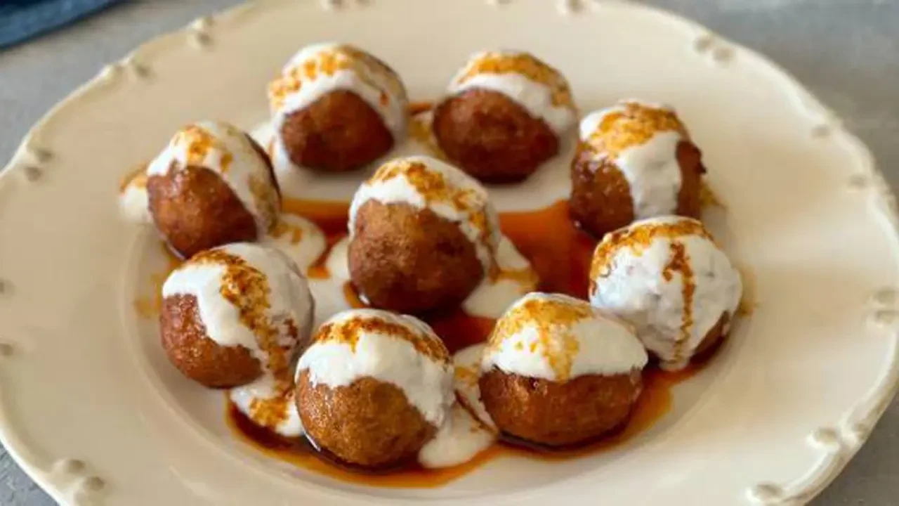 Ekmek israfına son: Her lokması lezzet dolu mantı tarifi