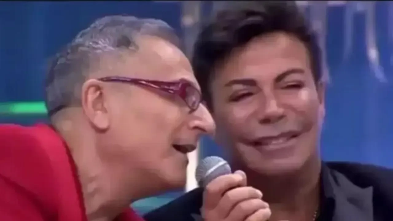 Fatih Ürek'in Sağlık Durumu Hakkında Mehmet Ali Erbil'den Yürek Burkan Açıklama: "Doktor Önce Beni Aradı"