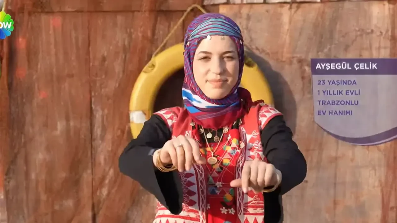 Gelin Evi'nin Gözde İsimlerinden Ayşegül Çelik: Yaş ve Kökeniyle İlgili Bilgiler