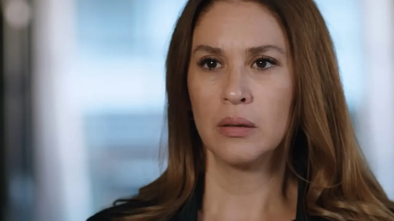 Kızılcık Şerbeti 112. Bölüm Fragmanı Yayında: Nilay, Leo ve Işıl'ın O Anına Şahit Oldu! Yeni Bölüm Detayları ile Karşınızda!