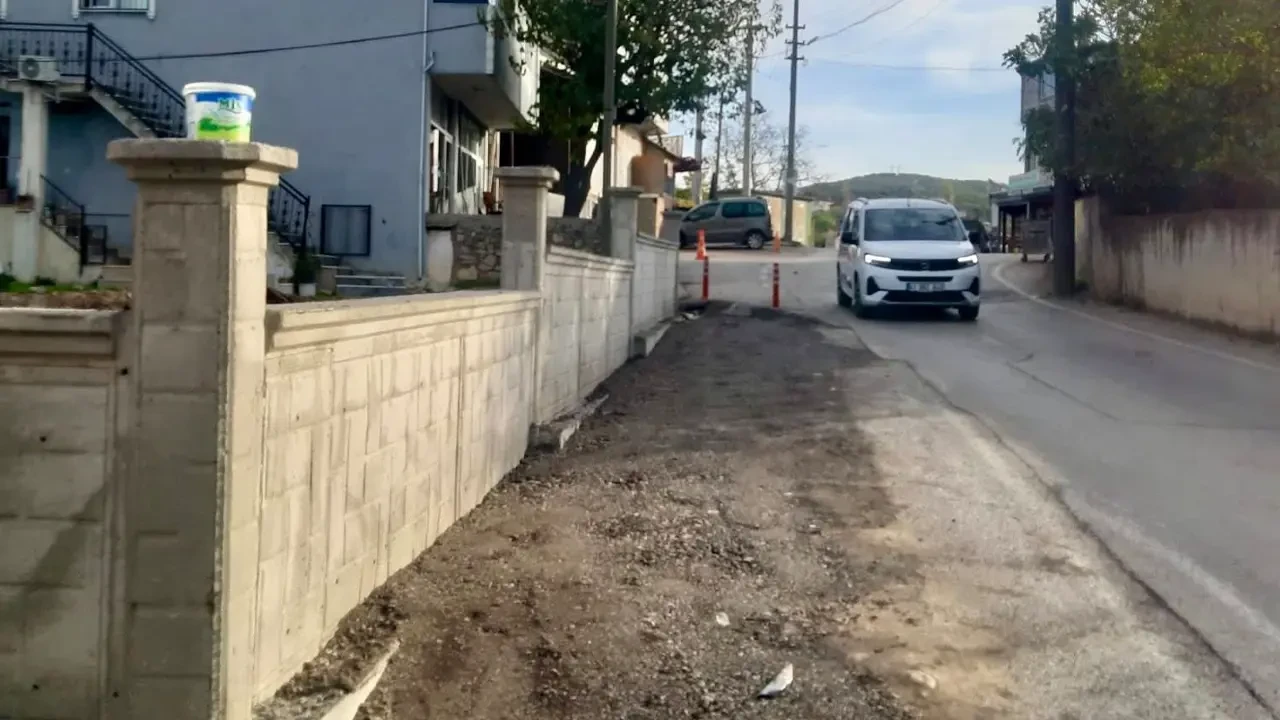 Körfez'deki Yol Çalışmaları Tam Gaz Devam Ediyor: Ulaşımda Rahatlama Sinyalleri!