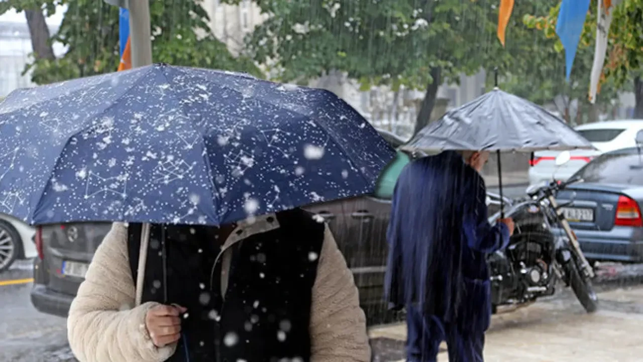 Meteorolojiden Son Dakika Uyarısı: Kar Beklentisi Artıyor! Bu İllerde Sıcaklıklar Ani Düşüş Gösteriyor, Sağanak Yağış Ülke Genelinde Etkili Olacak!