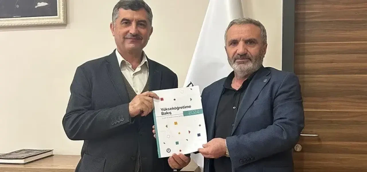 Mustafa Türüt’ ten RTEÜ İlahiyat Fakültesi Dekanı Prof. Dr. Şevket Topal’a Hayırlı Olsun Ziyareti