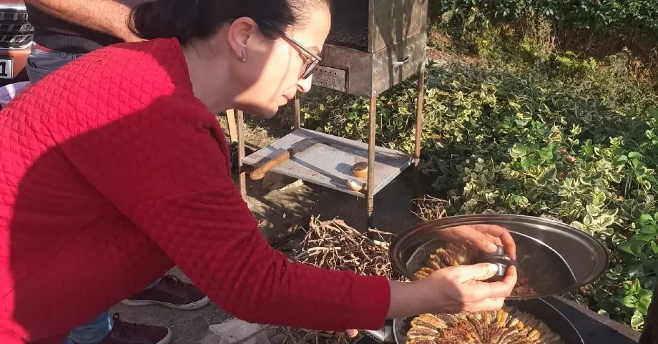 “Of’ta Kültürle Büyüyen Dayanışma: Hamsiyle Isınan Yürekler”