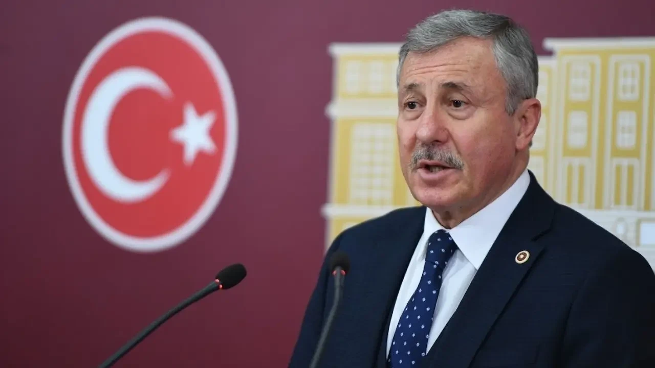 Selçuk Özdağ: Türkiye’nin 11 ilinde ev kirası, asgari ücreti geçmiş durumda