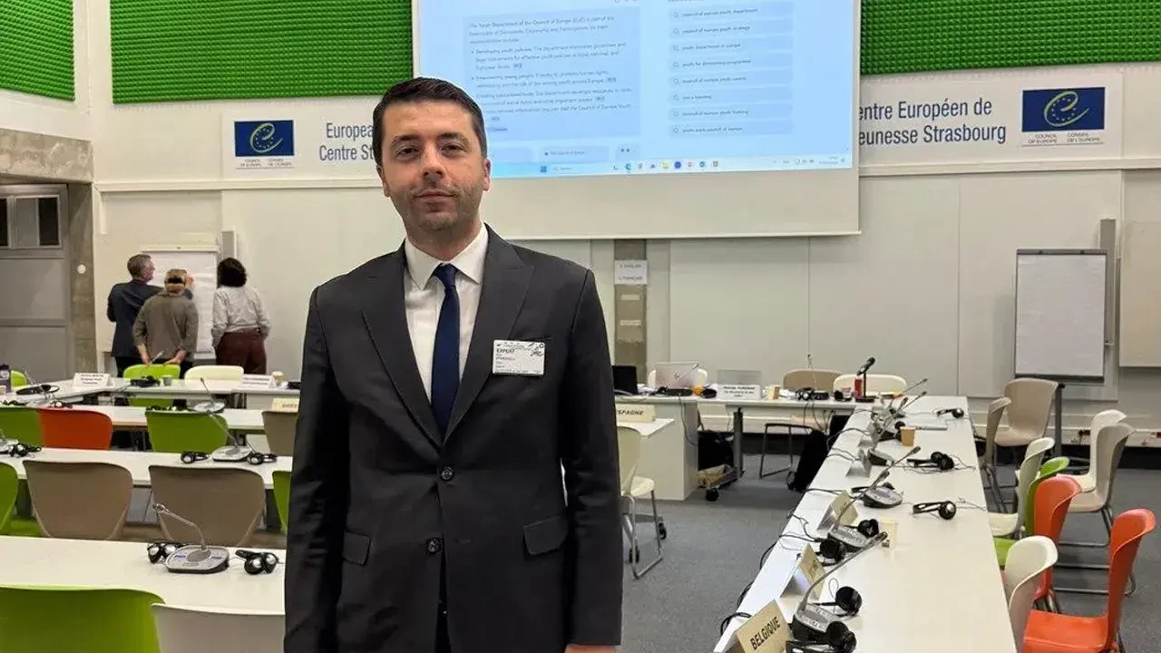 Türkiye’den Avrupa Gençlik Komitesi’ne yeniden seçim: Enes Efendioğlu CDEJ üyeliğini korudu