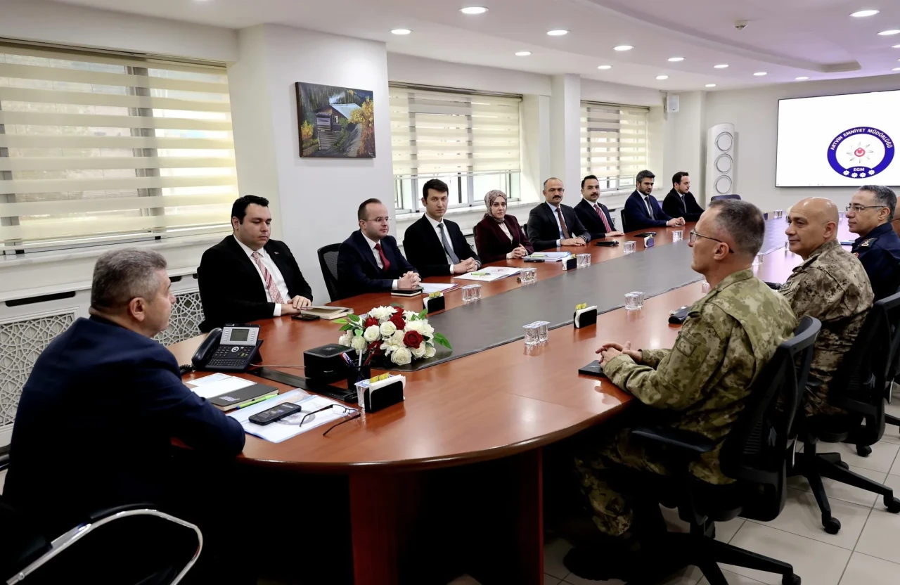 Artvin’de Aylık Güvenlik ve Asayiş Koordinasyon Toplantısı Gerçekleştirildi