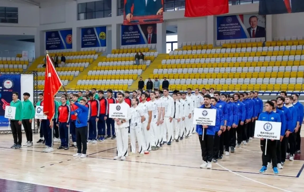 ÜNİLİG Türkiye Basketbol Şampiyonası Grup Elemeleri Bayburt’ta Başladı