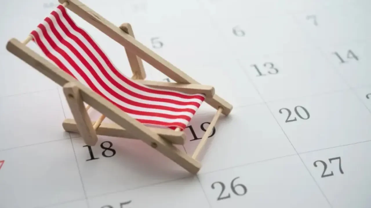 2026 Yılı Resmi Tatil Takvimi Açıklandı: Çalışanlar Ne Kadar Dinlenecek?