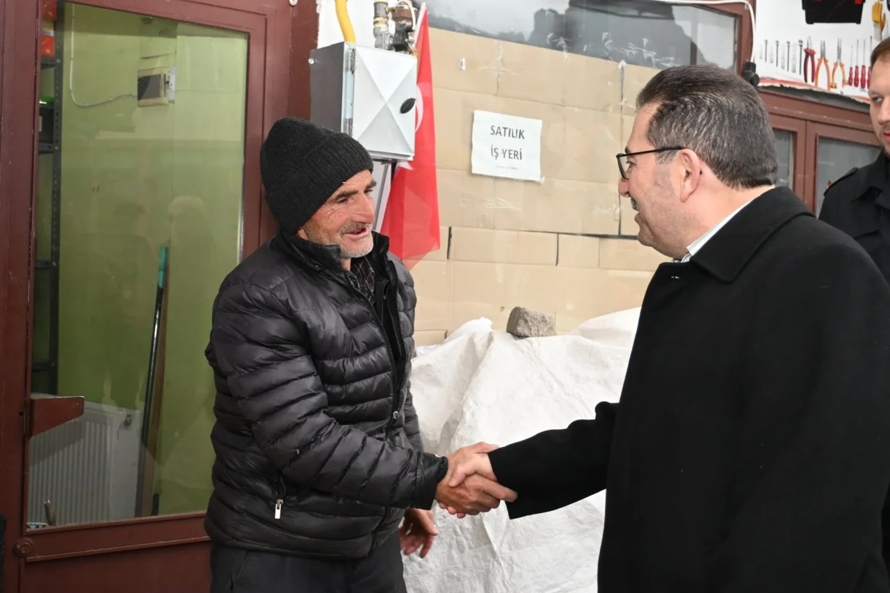 Selami Altınok'tan Tortum esnafına ziyaret, ekonomik gelişim vurgusu yaptı