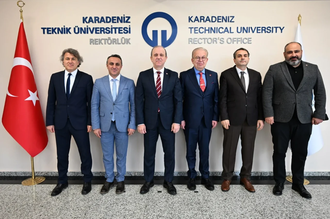 Prof. Dr. Cihat Yaycı, KTÜ Rektörü ile ortak başarıları değerlendirdi