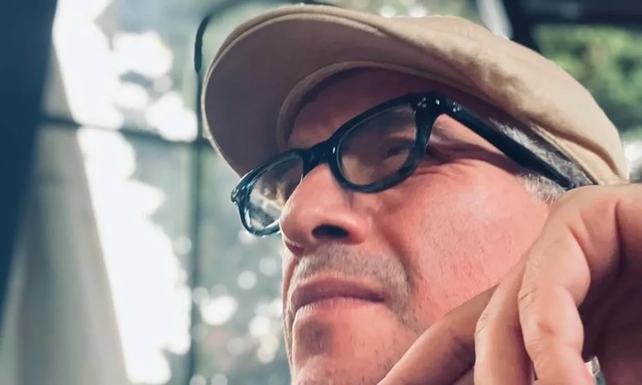 Murat Cemcir evli mi? Aslen Gürcü mü, neden hiç evlenmedi?