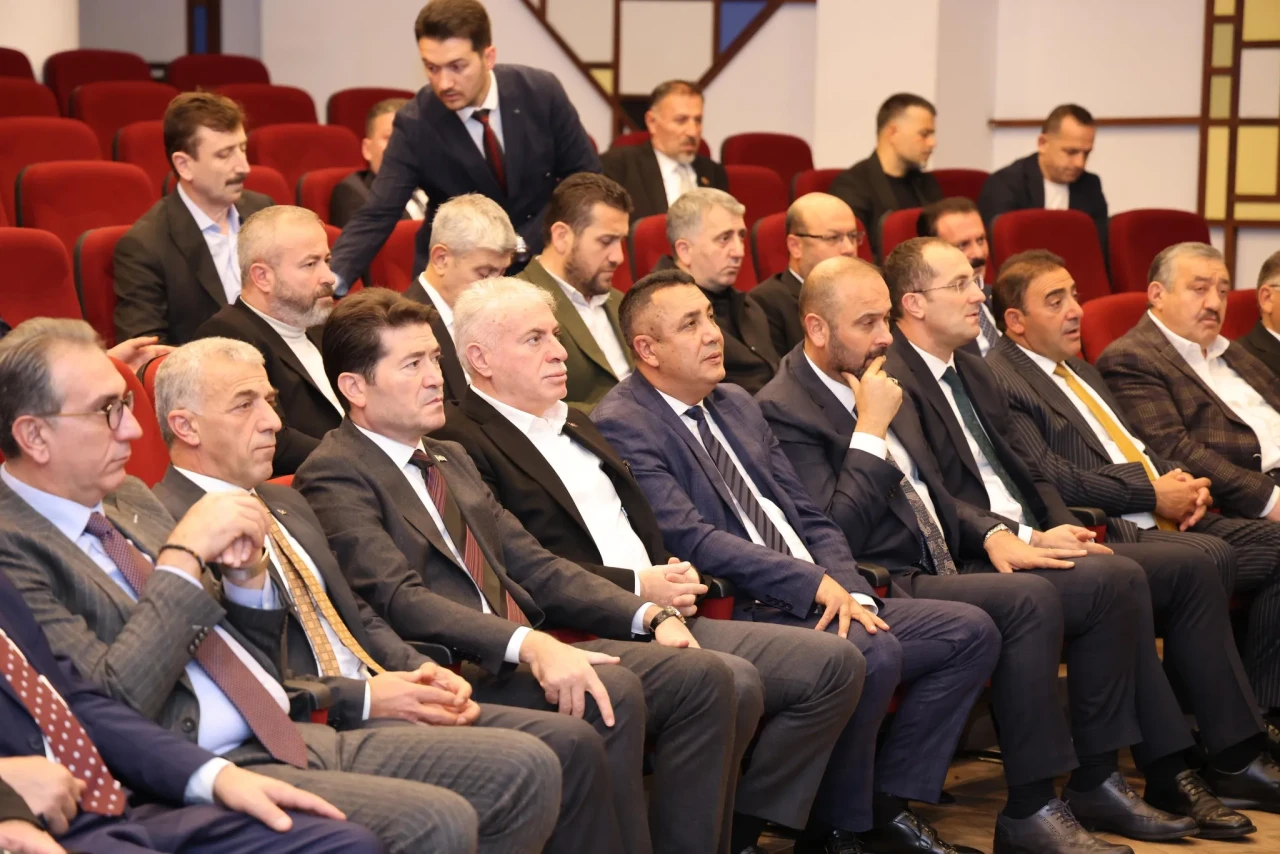 Bayburt Belediye Başkanı Mete Memiş, DKBB 2025 Yılı 2. Olağan Meclis Toplantısına Katıldı