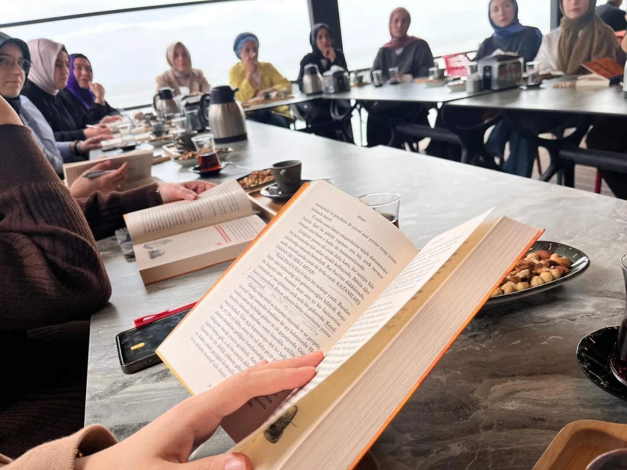 Rize Belediyesi’nden Momo Üzerine Anlamlı Kitap ve Muhabbet Buluşması