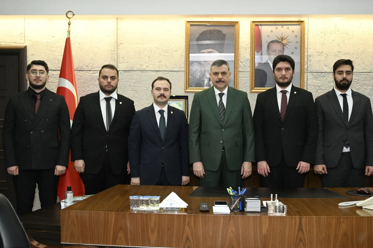 MTTB Erzurum Başkanı Algan'dan Vali Çiftçi'ye nezaket ziyareti ve dergi takdimi