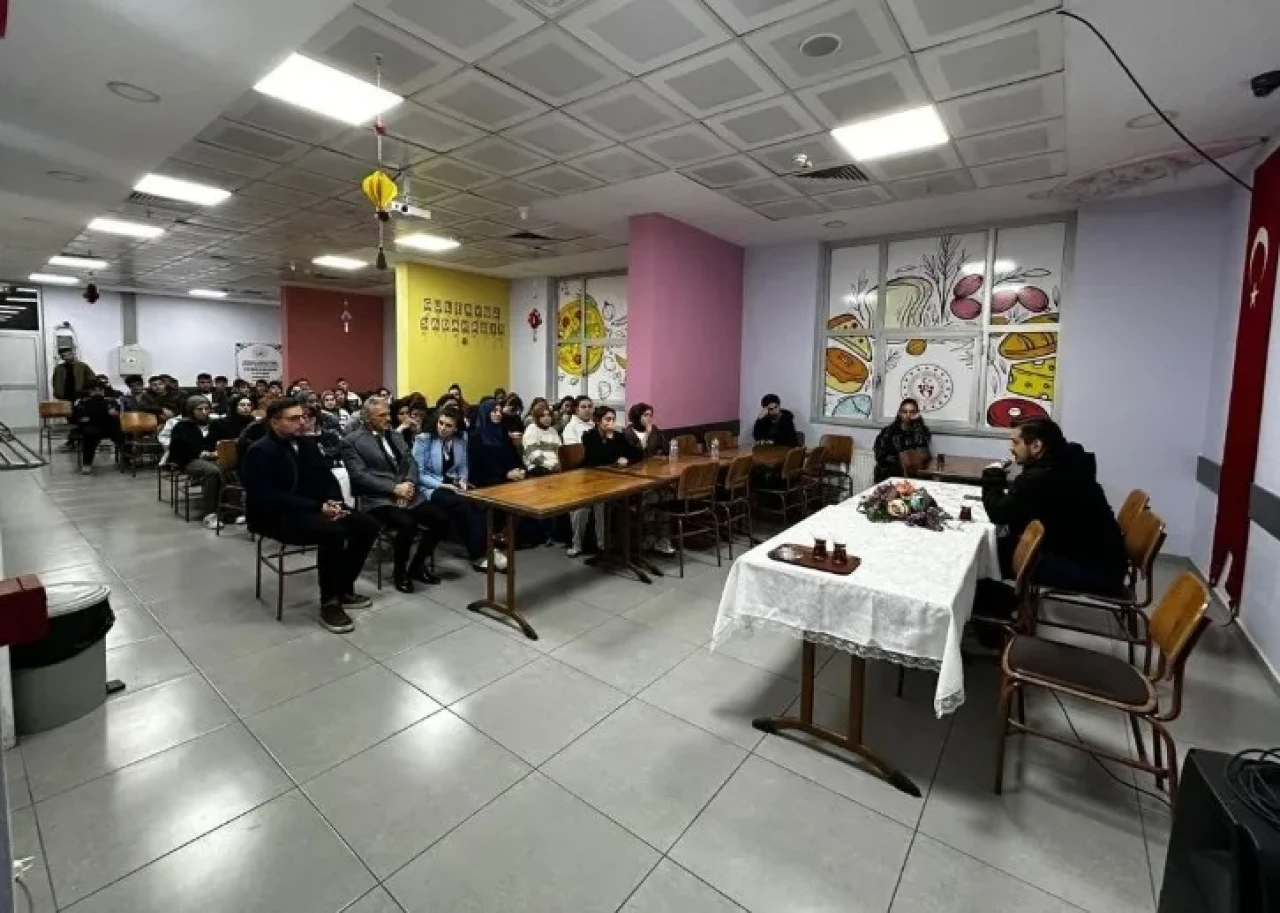 Vakfıkebir’de Kahramanlık Buluşmaları Programı Düzenlendi