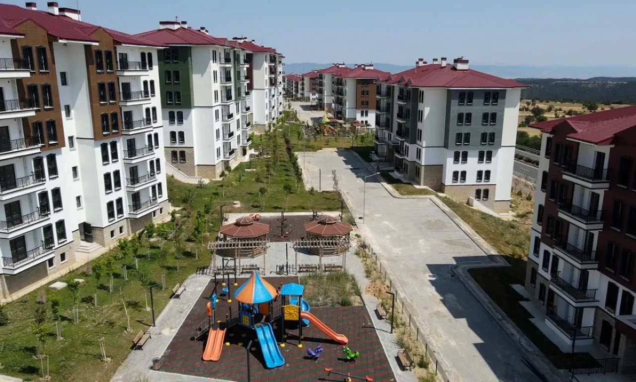 Rize Güneysu TOKİ kura sonuçları 2+1 3+1 isim listesi