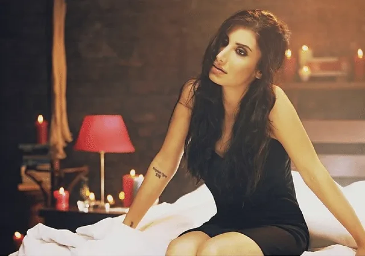 İrem Derici eski fotoğrafları | İrem Derici Foto Galerisi