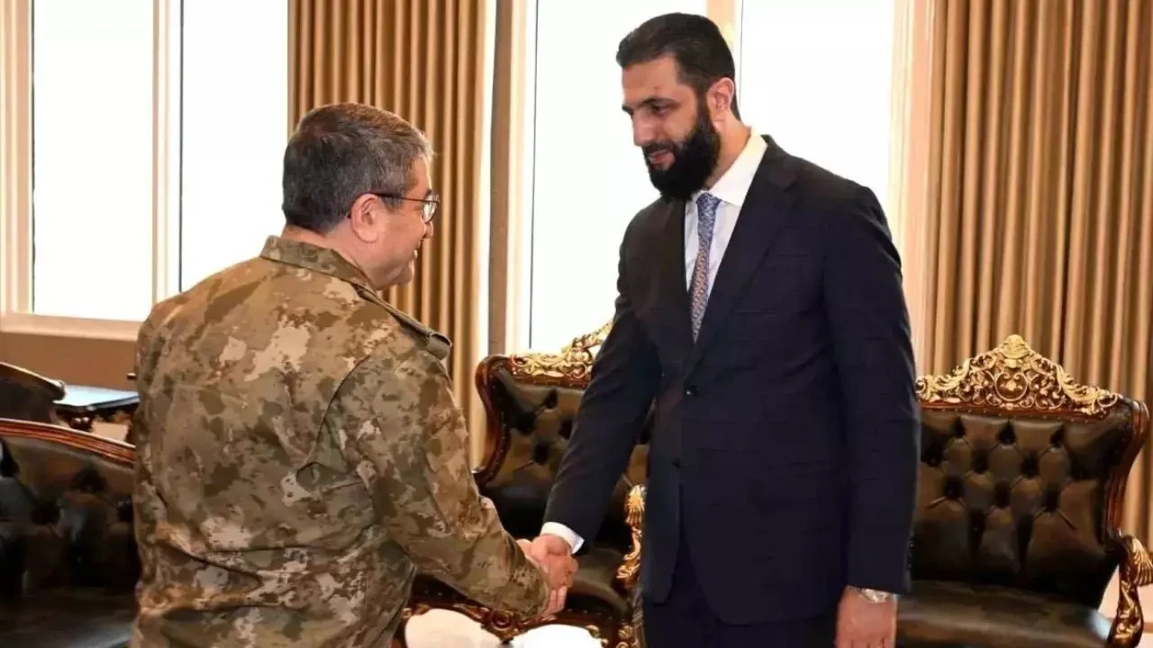 Genelkurmay Başkanı Orgeneral Bayraktaroğlu, Suriye Devlet Başkanı eş-Şara ile görüştü