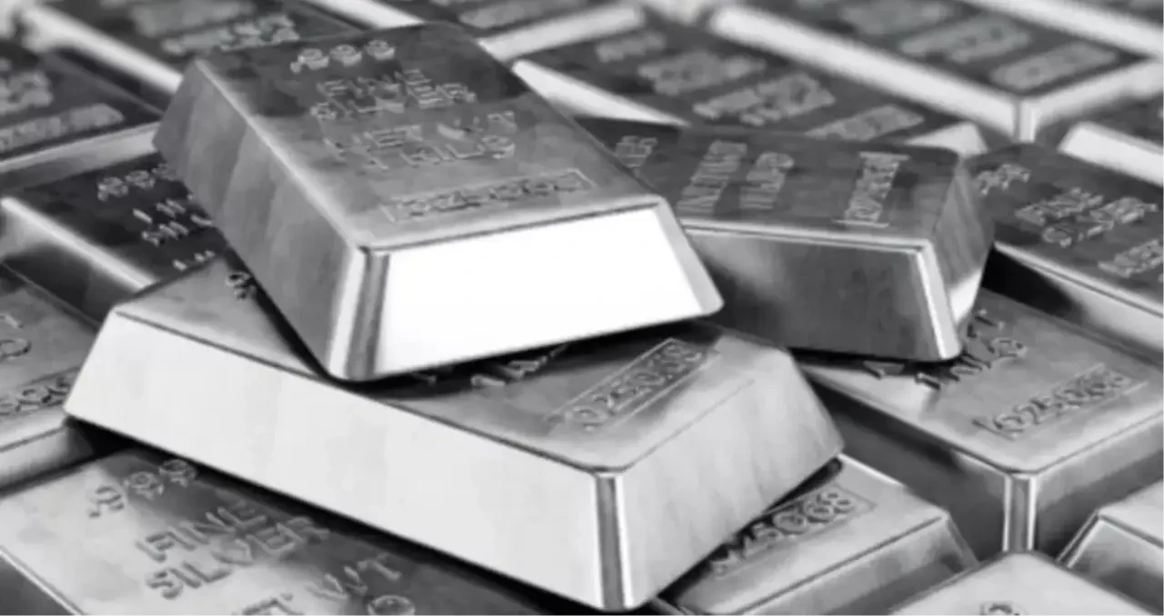 Gümüş Fiyatları Tarih Yazıyor: 1 Gram Gümüş 3 Aralık'ta Ne Kadar? Yatırım Yapmalı Mı?