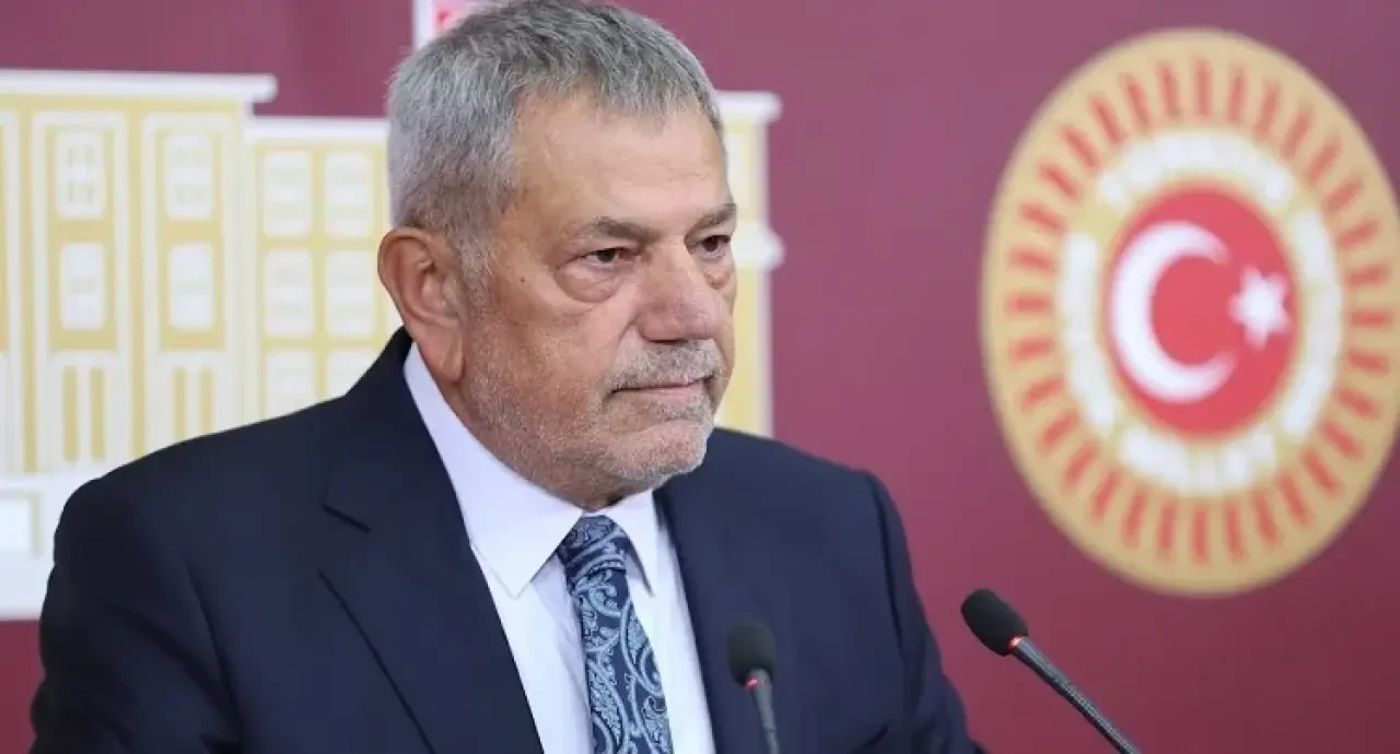 Ocaklı’dan Çarpıcı Güven Endeksi Açıklaması: “Cumhurbaşkanlığına Güven %11’e Düştü”