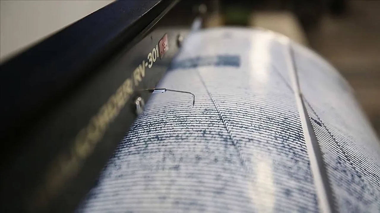 İstanbul'da deprem oldu!