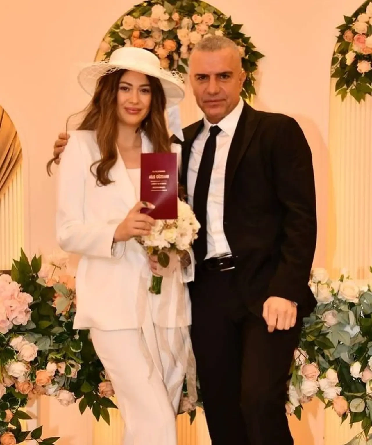 Berdan Mardini sessiz sedasız evlendi: Mutlu gününden kareler paylaştı