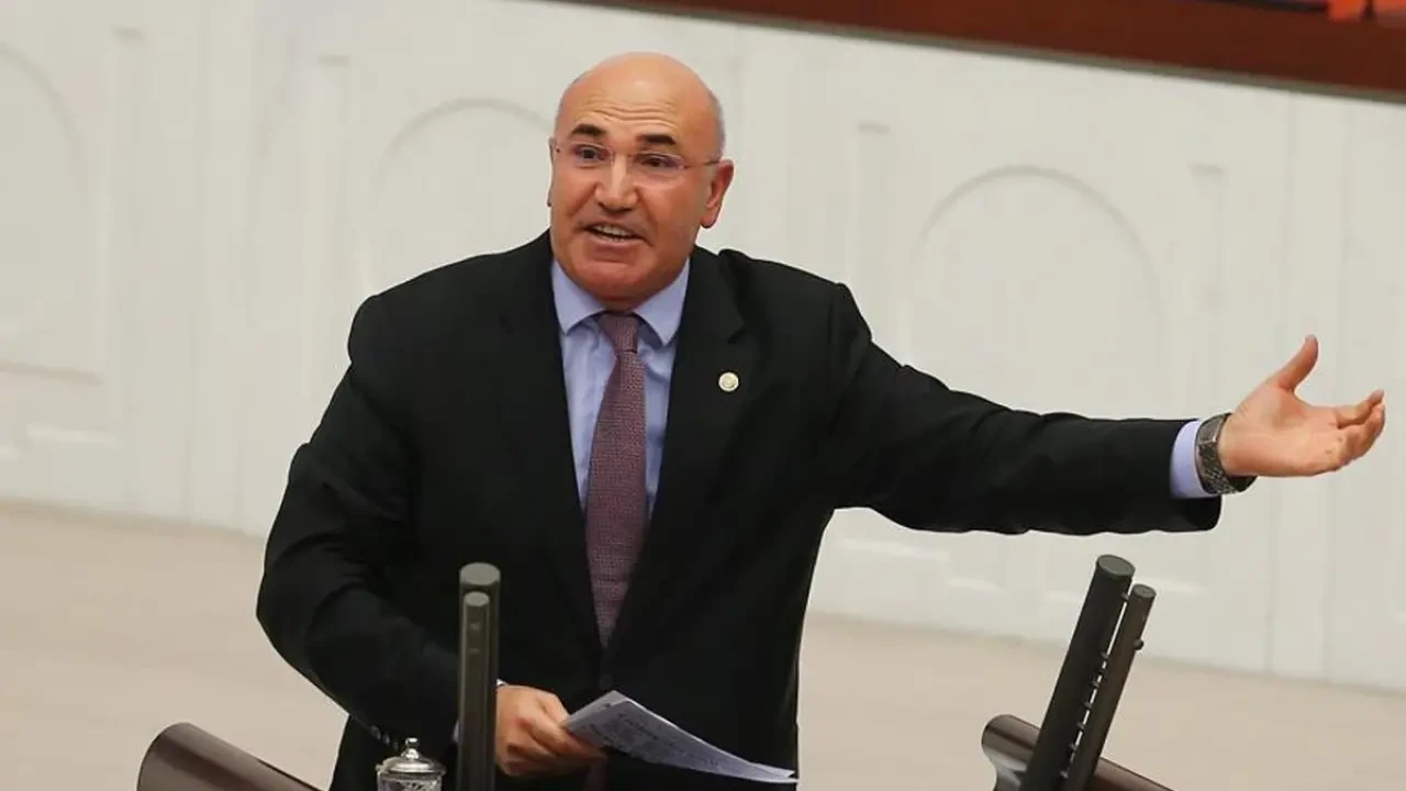 CHP'li Tanal rezil oldu! Tweeti anında sildi