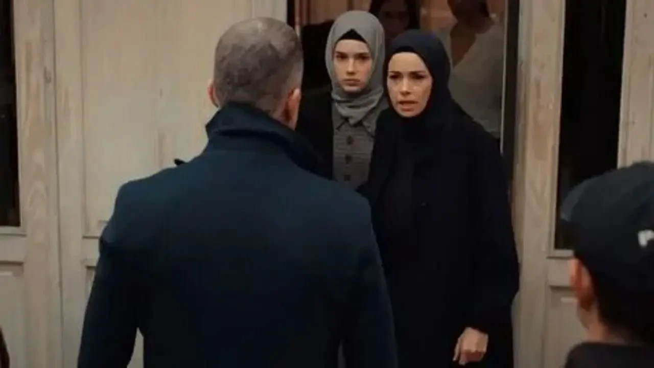 "Kızıl Goncalar" Dizisi Final Tarihini Açıkladı!