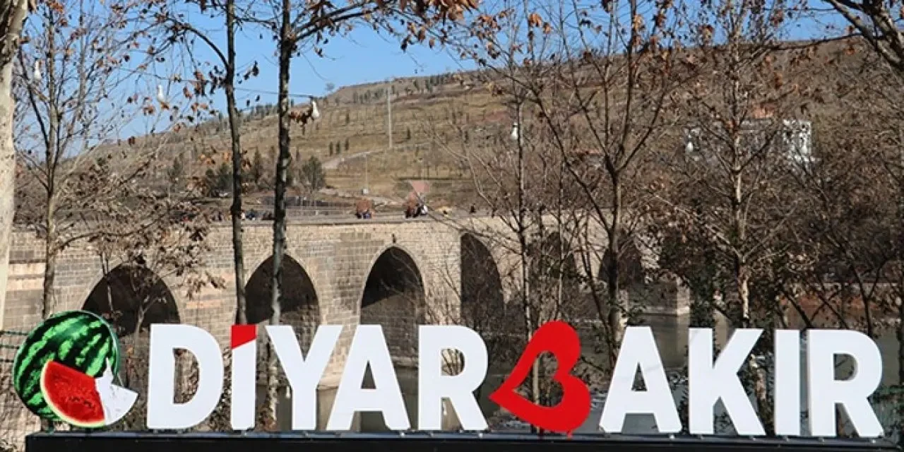 Trabzon Diyarbakır Arası Kaç km, kaç saat? Trabzon Diyarbakır otobüs, uçak bileti