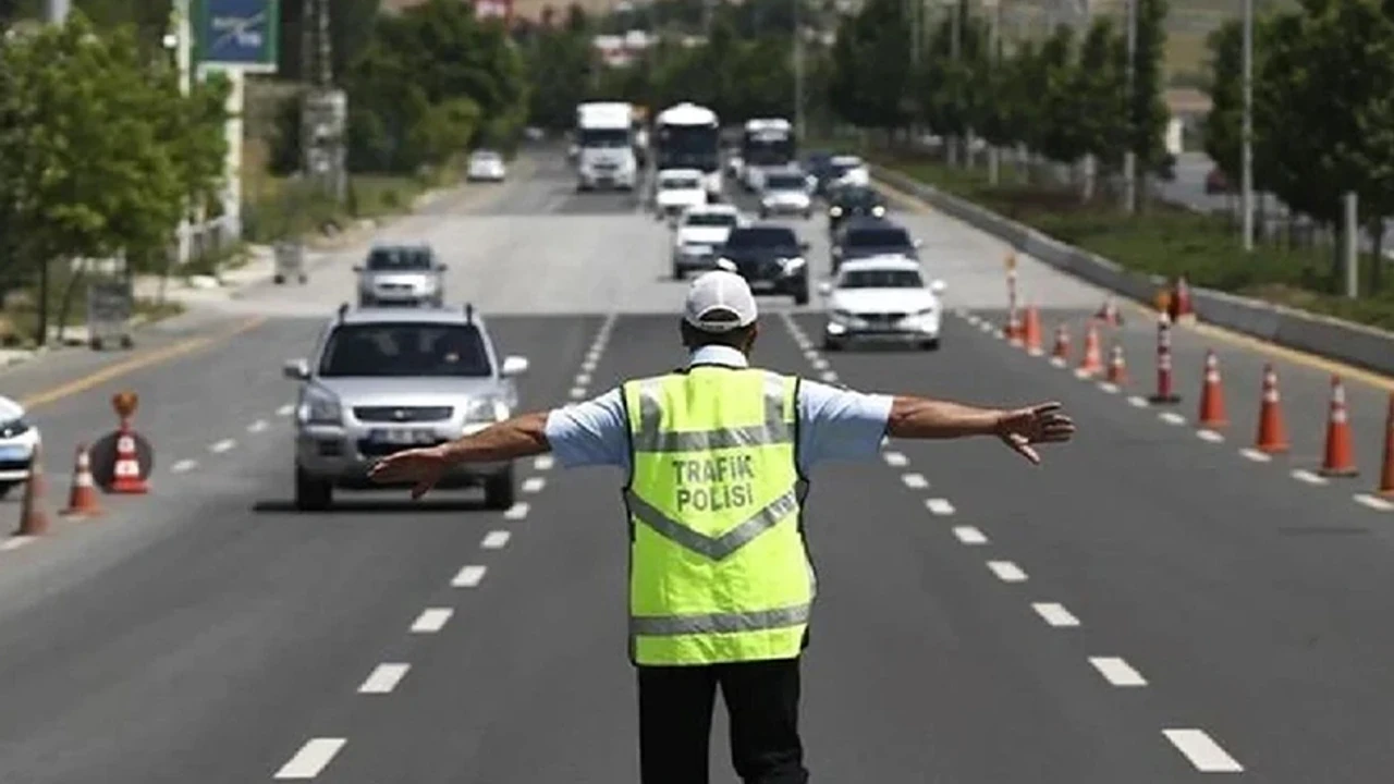 Hangi yollar trafiğe kapalı? Türkiye genelinde yol durumu (26 Mayıs 2025)