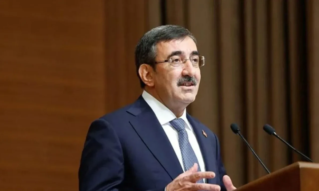 Cevdet Yılmaz: 2025'in ilk çeyrek büyümesi yüzde 2,0, enflasyonla mücadelenin etkisi sürüyor