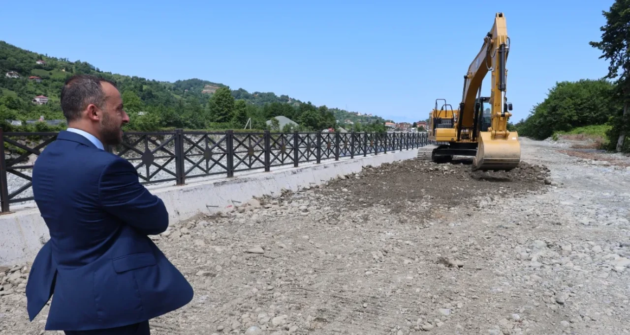 Cezaevi Yolu Güzergahında Yol Altyapı Çalışmaları Sürüyor...