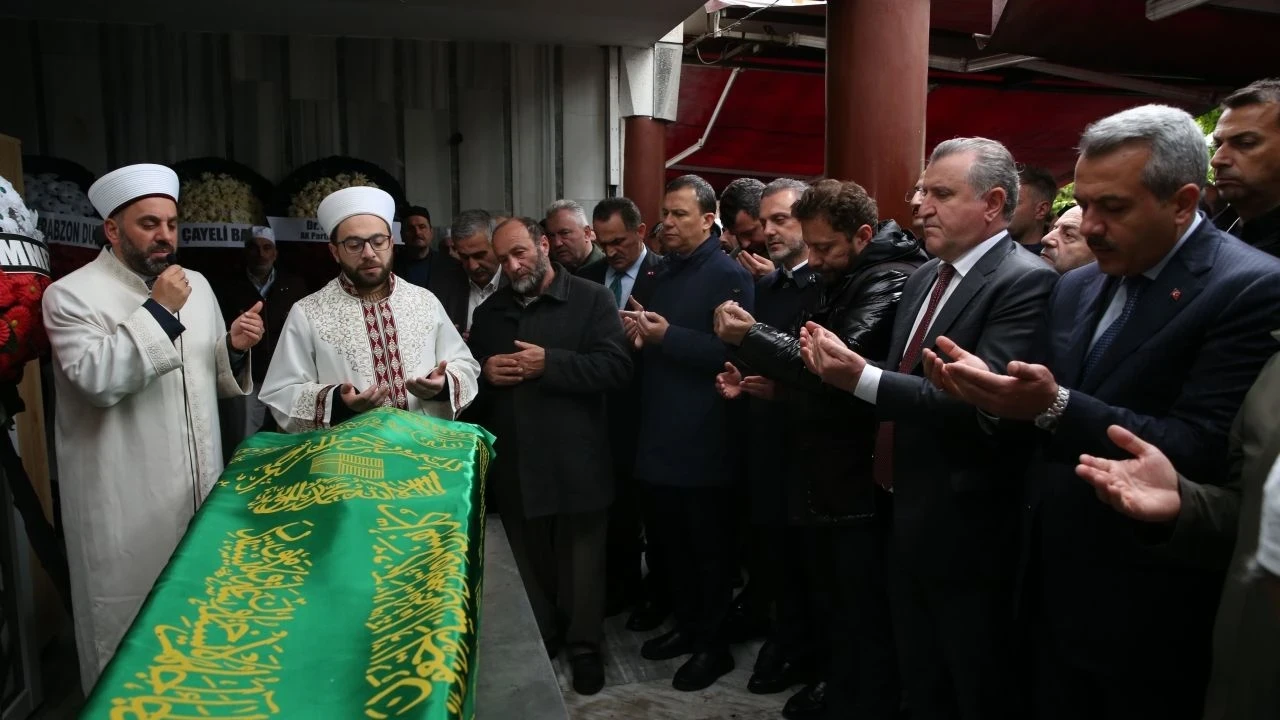 AK Parti Rize Milletvekili Muhammed Avcı'nın babası son yolculuğuna uğurlandı