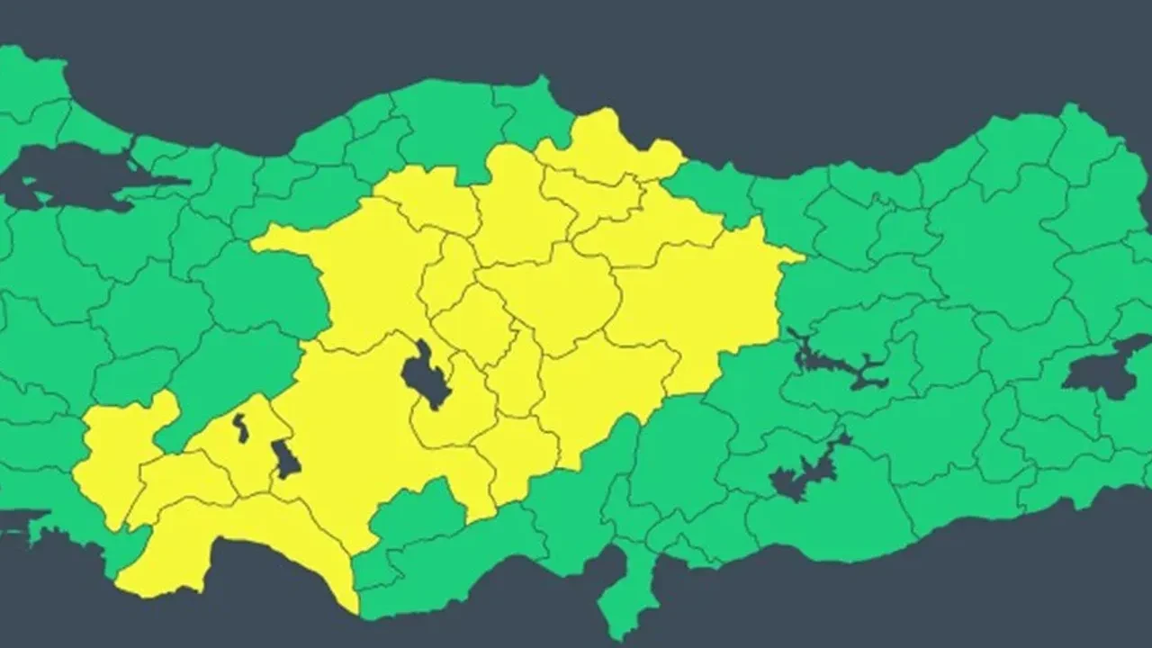 Kuvvetli sağanak uyarısı! İç Anadolu ve Ege'de dikkatli olunmalı