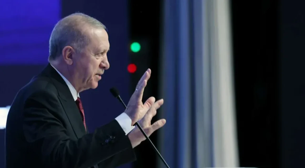 Erdoğan İstanbul'da İslam Ekonomisi Zirvesi'nde faizsiz ekonomik model vurgusu yaptı