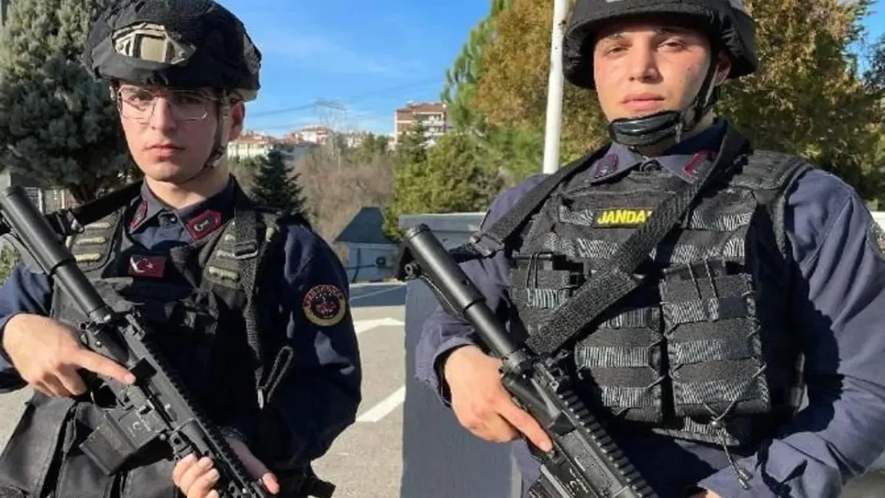 Jandarma Rütbeleri: Hiyerarşi ve Görevleri İle İlgili Detaylar