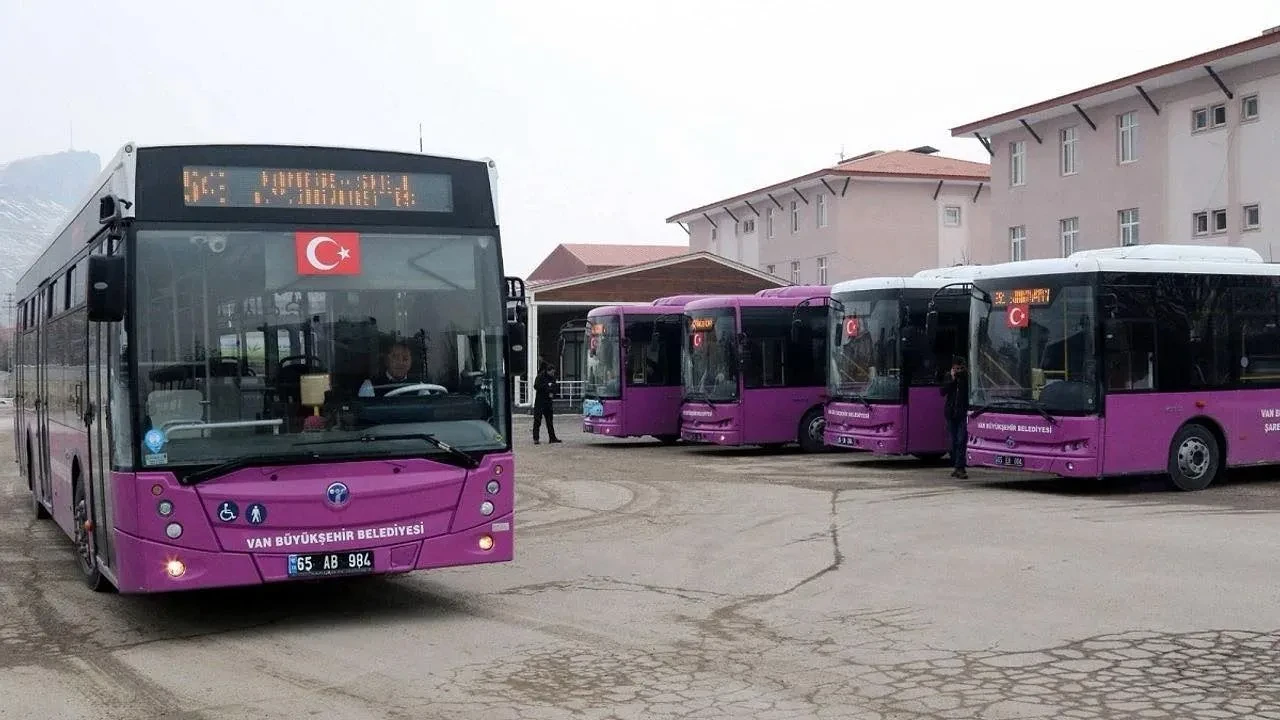 Van Büyükşehir Belediyesi’nden Toplu Ulaşıma Yeni Güzergah