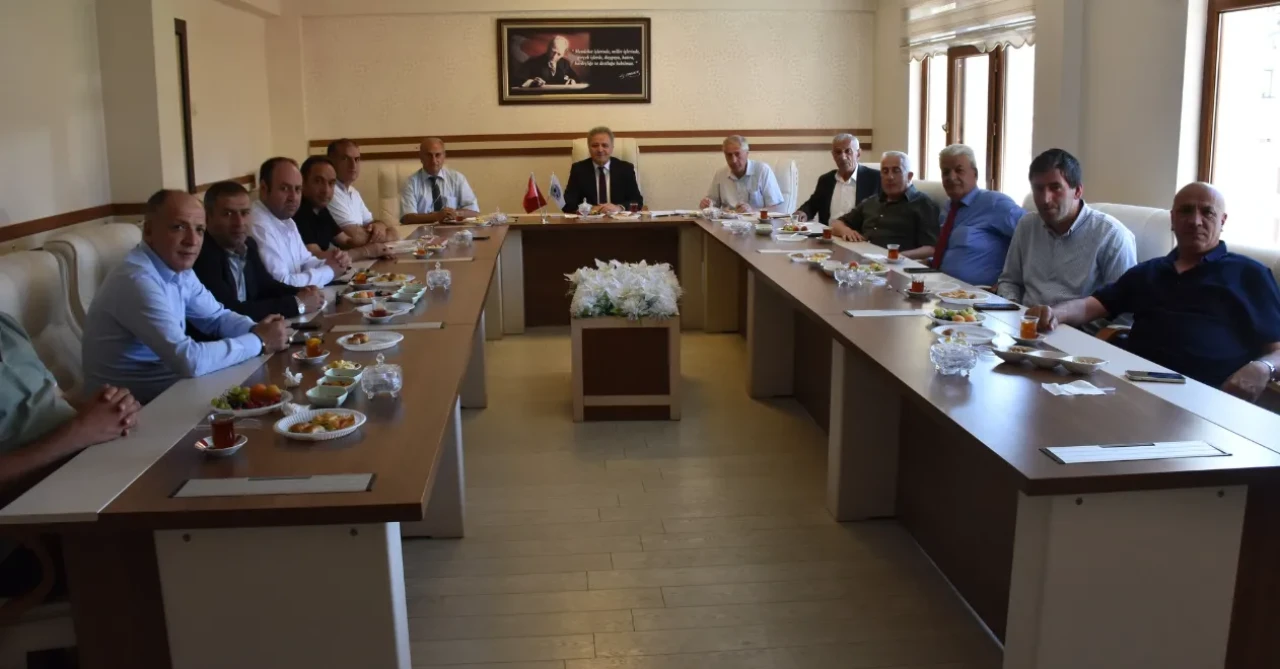 Tortum Belediyesi’nde Haziran Ayı Olağanüstü Meclis Toplantısı Gerçekleştirildi